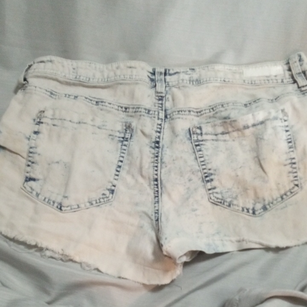 Distressed Blue and White Jean Shorts Ashley Lowrise Size 11 - Picture 4 of 10